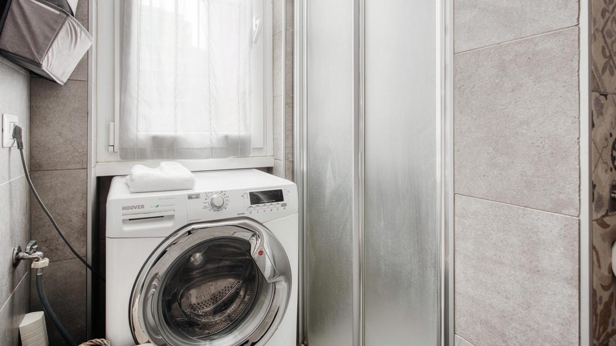 Appartamento Ideal Rent - Albertinelli 9 Milano